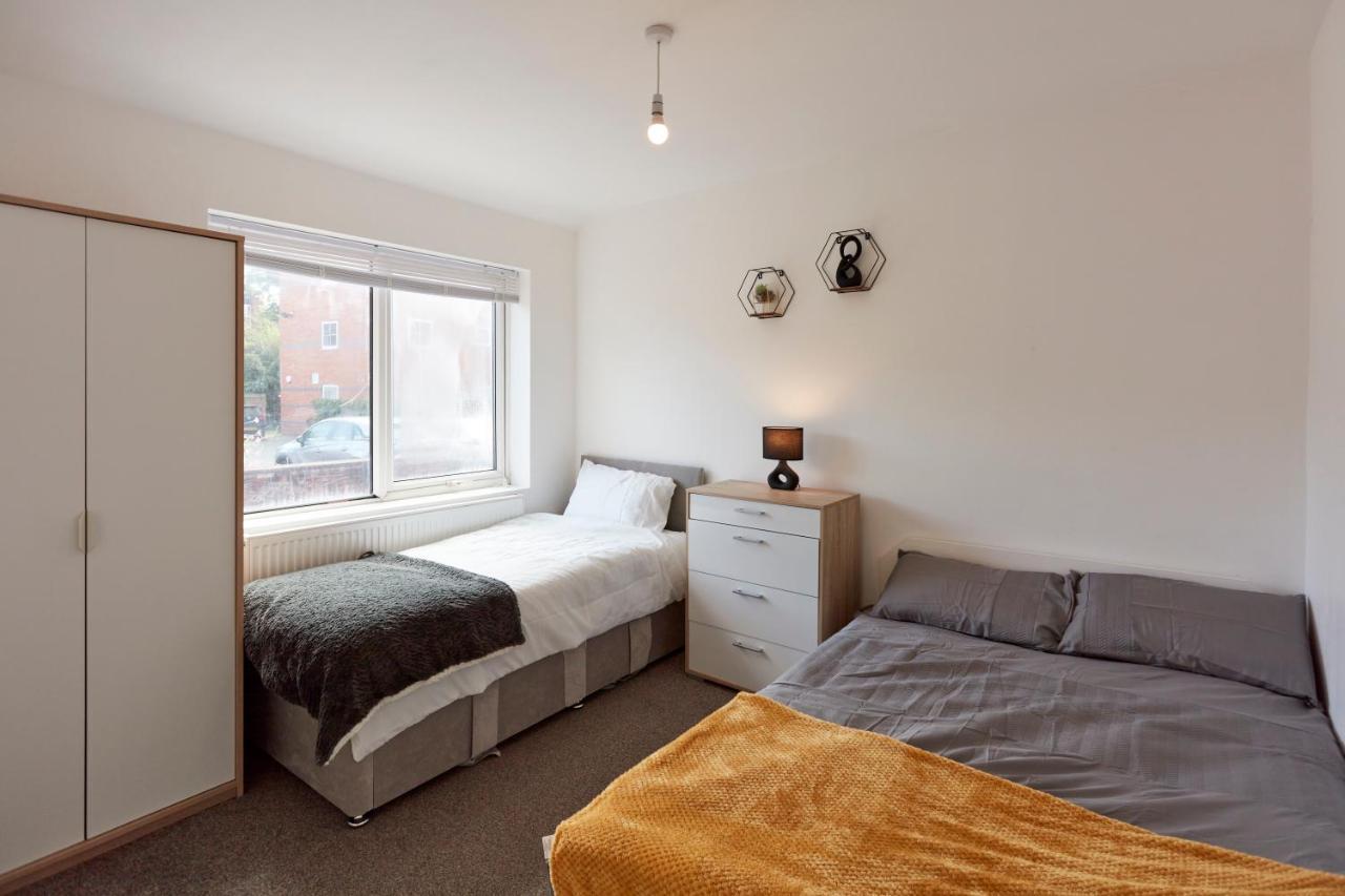 Spacious Home Close To City Centre Location Λιντς Εξωτερικό φωτογραφία